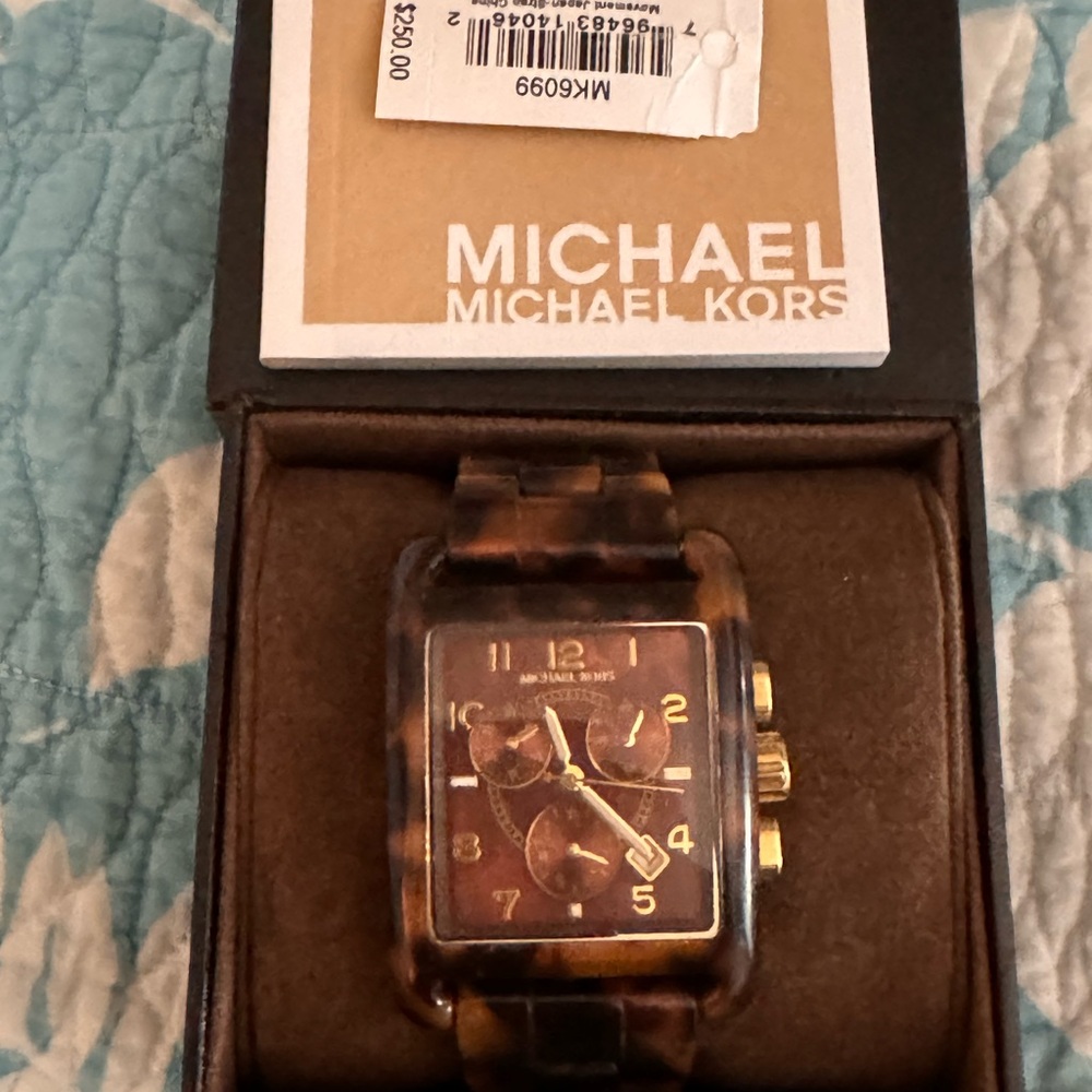 Michael kors watch